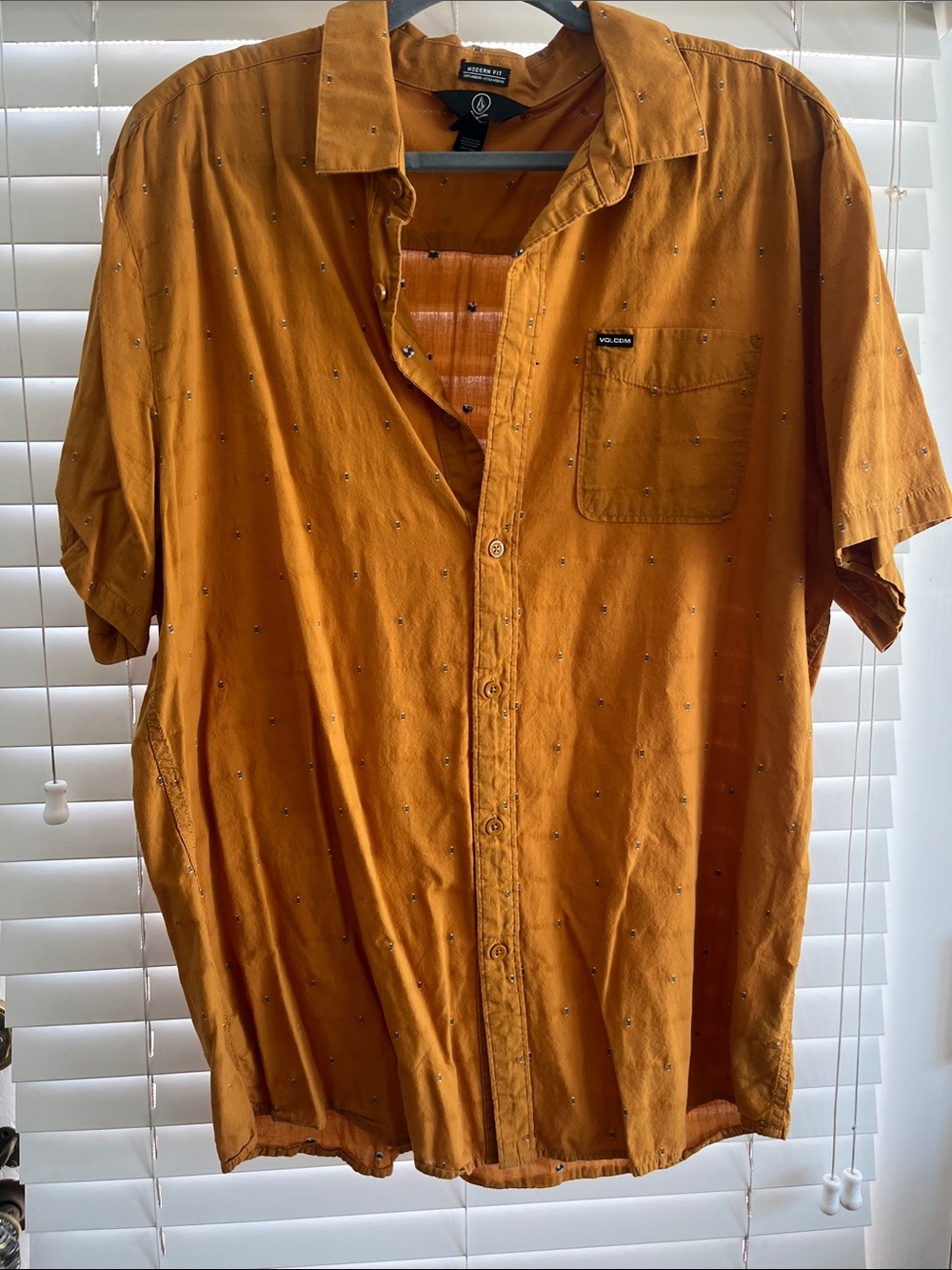 Volcom Short Sleeve Button-Up Shirt in Rust